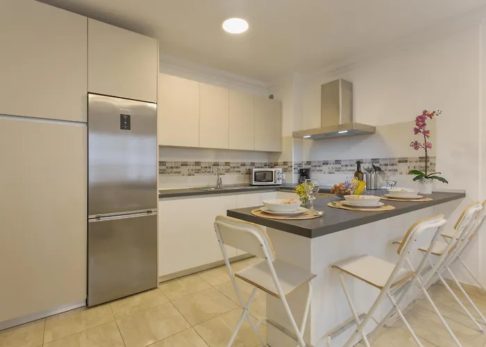 Apartment Rolycar 203